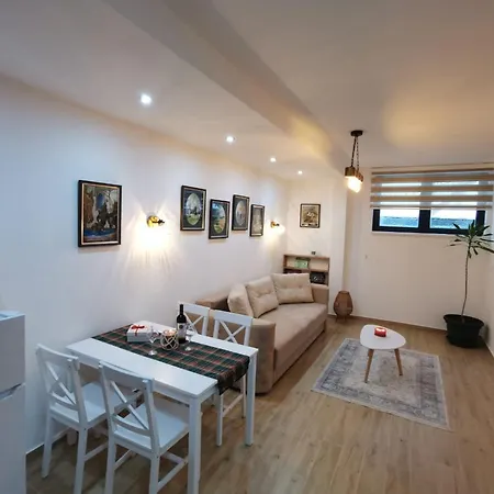 Zeleni Vrhovi Divčibare